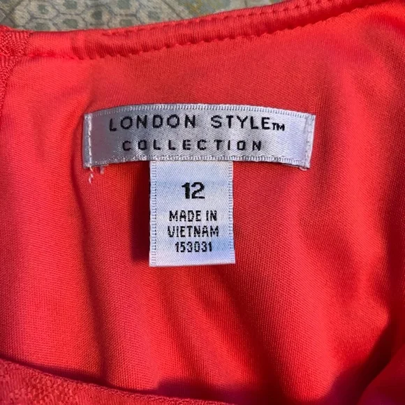 NWOT London Style Collection, Coral Color Eyelet Dress, Women's Size 12 - Picture 6 of 10
